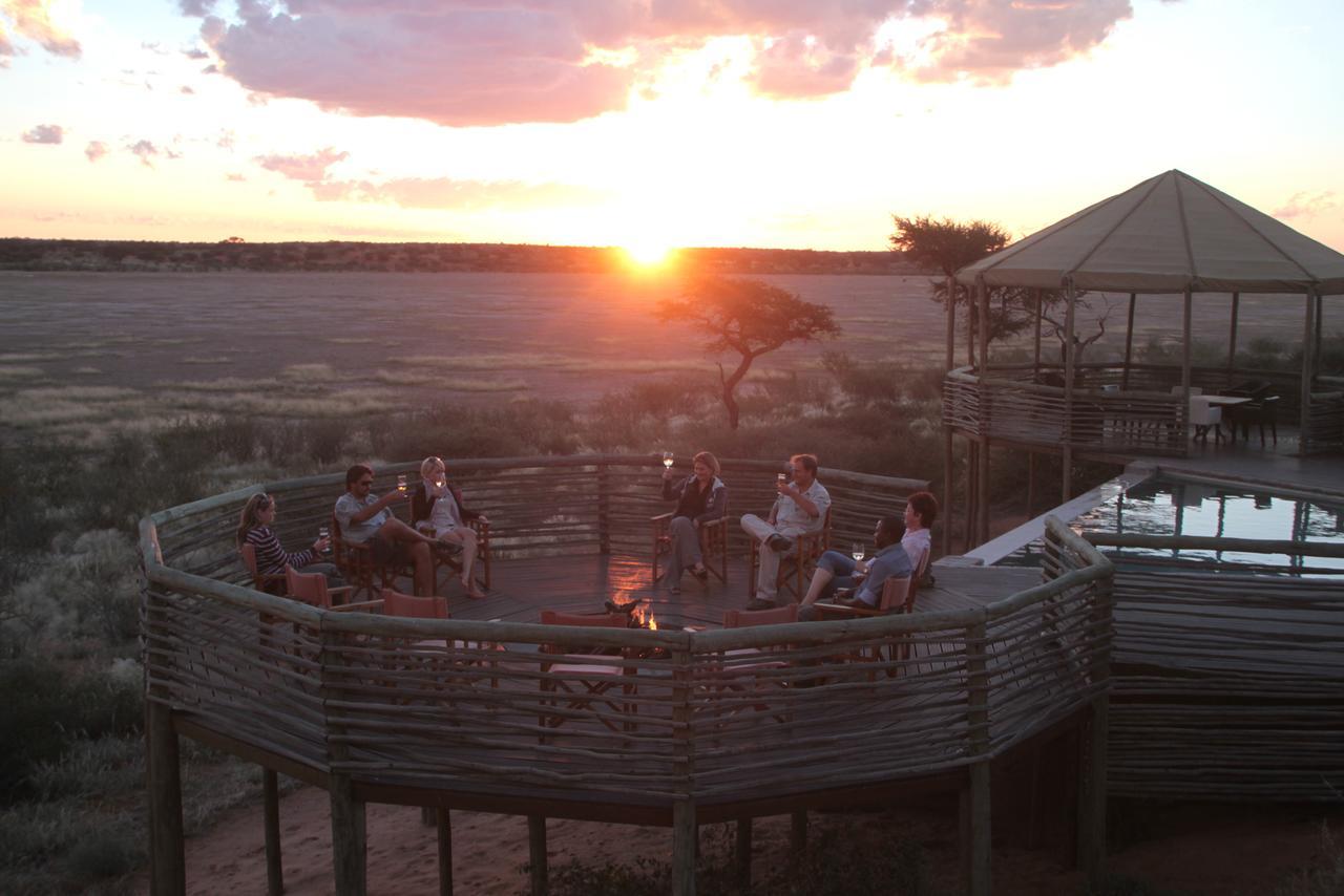 Suricate Tented Kalahari Lodge Hoachanas Exteriör bild